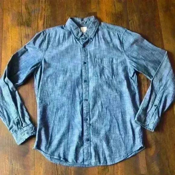 Gap men’s long sleeve collared, button-down, casual shirt - Picture 2 of 4